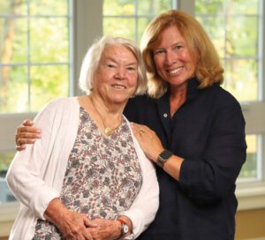 image of mother and daughter at Sunnyside Manor